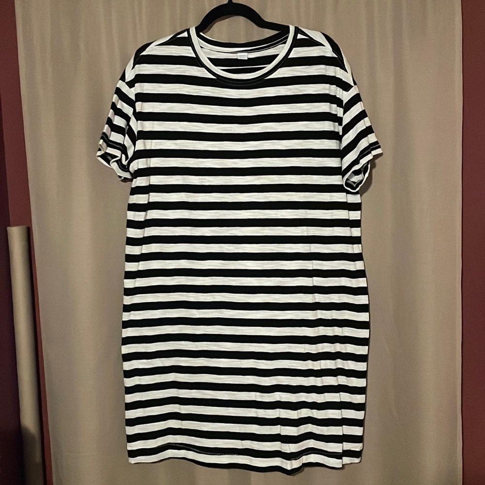 Old Navy T-shirt Dress